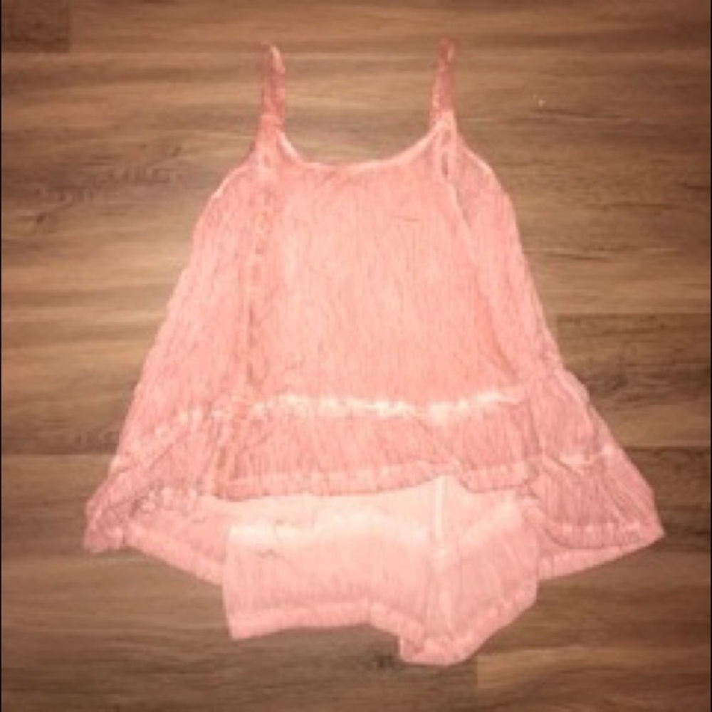 Pink tank top
